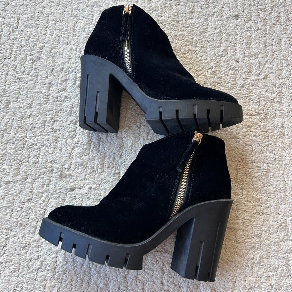 F21 Black Velvet Platform Heeled Booties